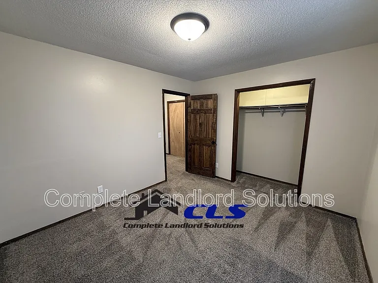 4276 S Kian St — Photo 7
