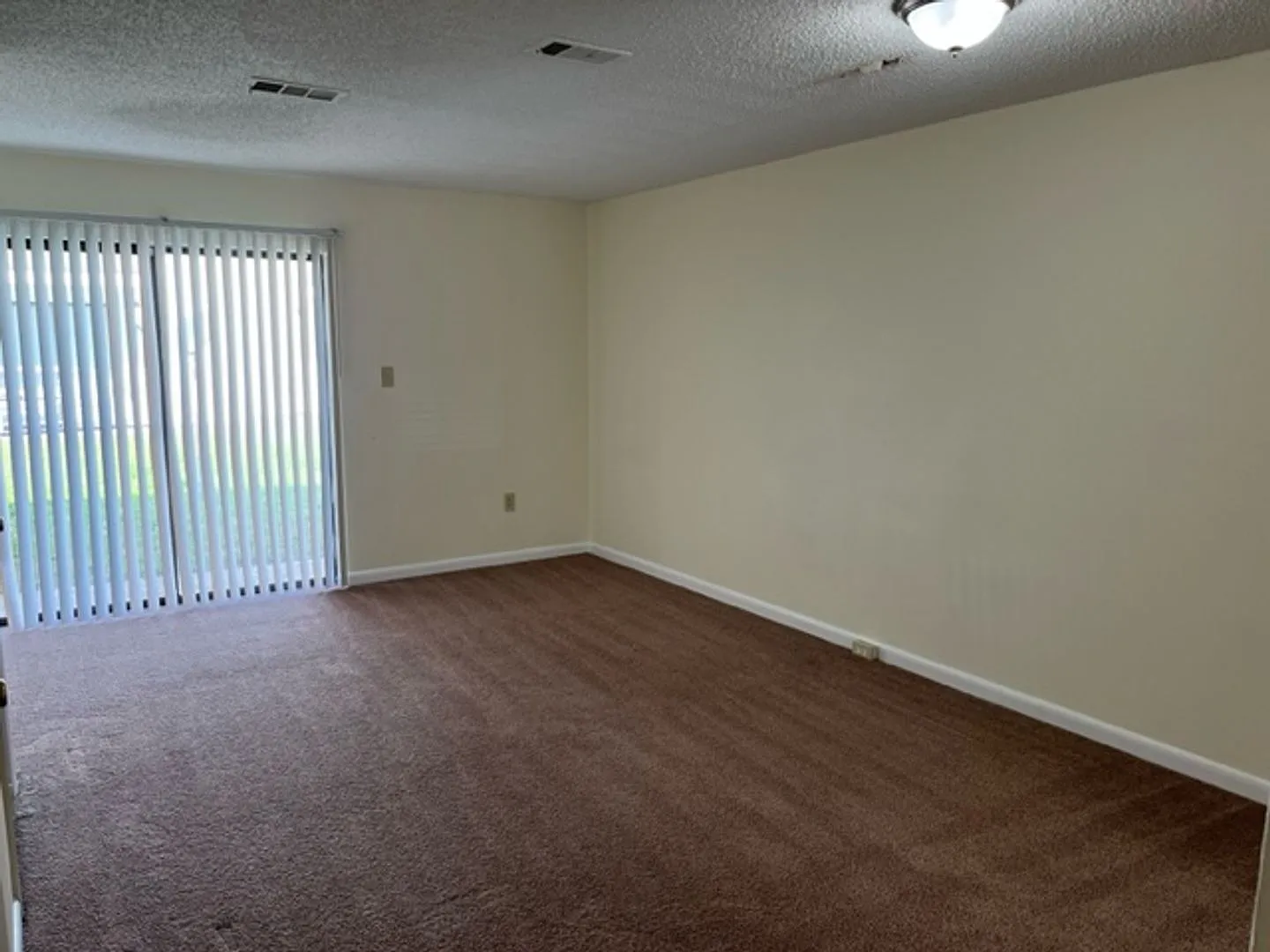 Avalon Townhomes - Washer & Dryer included!! — Photo 1