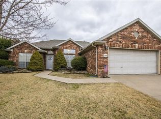 1580 London Ter, Springdale, AR 72764