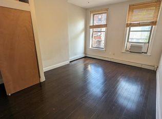 208 7th St APT 3R, Jersey City, NJ 07302