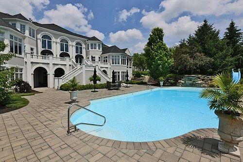 4th image of 2636 River Bluff Dr