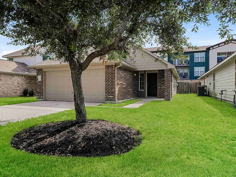 5530 Plantation Forest Dr — Photo 4