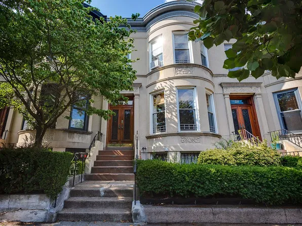 209 Midwood St, Brooklyn, NY 11225