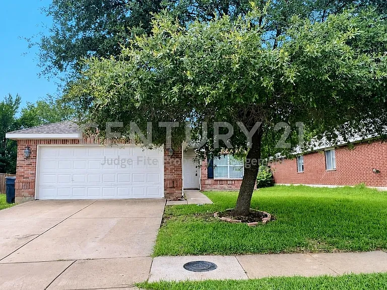 1741 Ironworks Dr — Photo 1