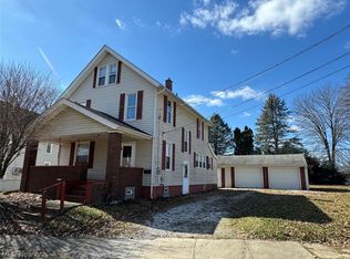 439 9th St NE, Massillon, OH 44646