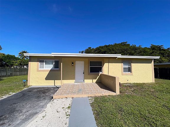 5th image of 1647 NW 11th Place