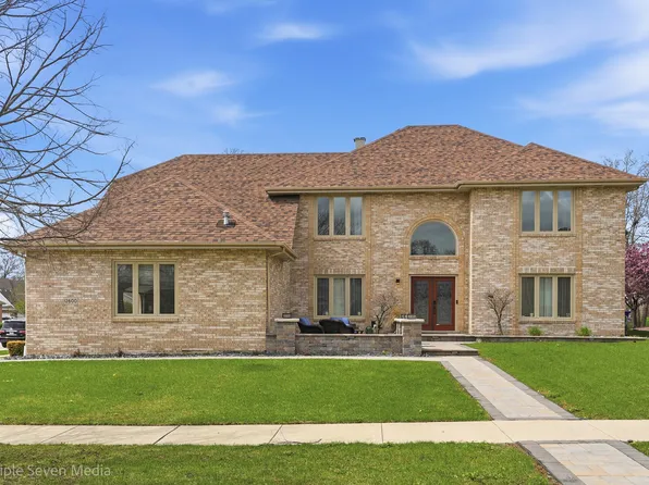 12600 Sheffield Ct, Palos Park, IL 60464