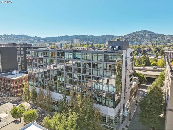 1410 NW Kearney St APT 621, Portland, OR 97209