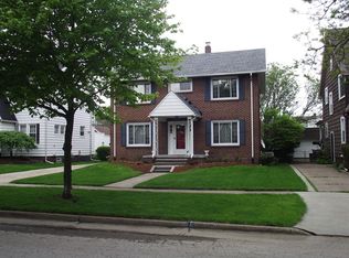 612 Grasser St, Oregon, OH 43616