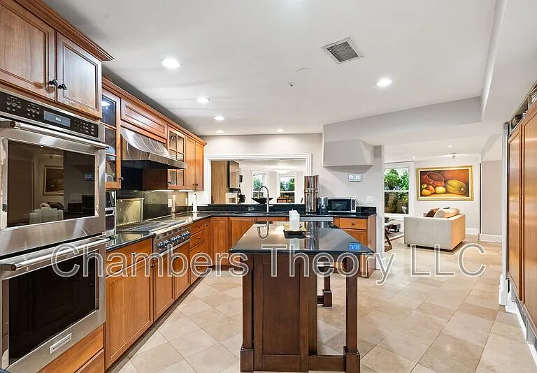2131 South St NW — Photo 13