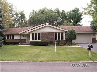 5587 Thunderidge Dr, Rockford, IL 61107