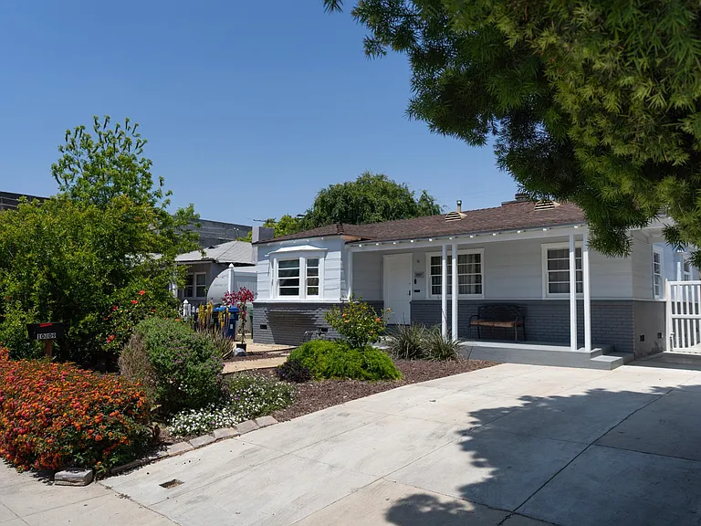 10809 Hartsook St #F — Photo 21