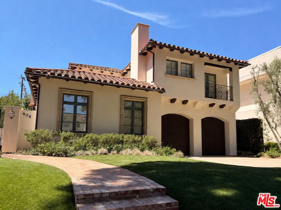5 bed, 6.5 bath, 5248 sqft, $25,000 — Photo 1