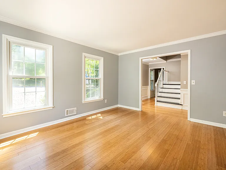 2124 Rockland Ct — Photo 15