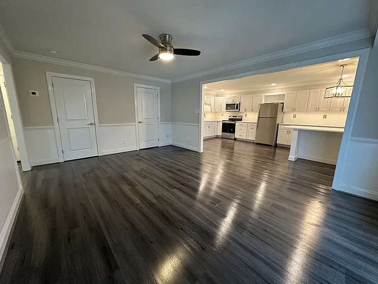 Sheldrake Apartments — Photo 16