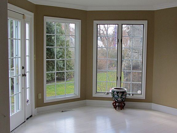 Sunlit breakfast room.
