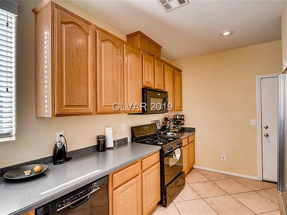 3rd image of 8393 Spruce Bay Ave