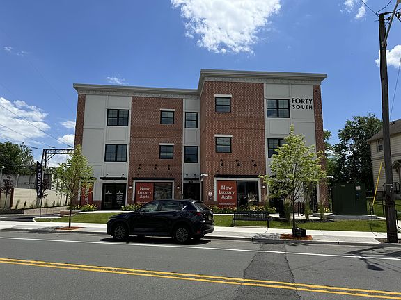 5th image of 40 South Ave #2A