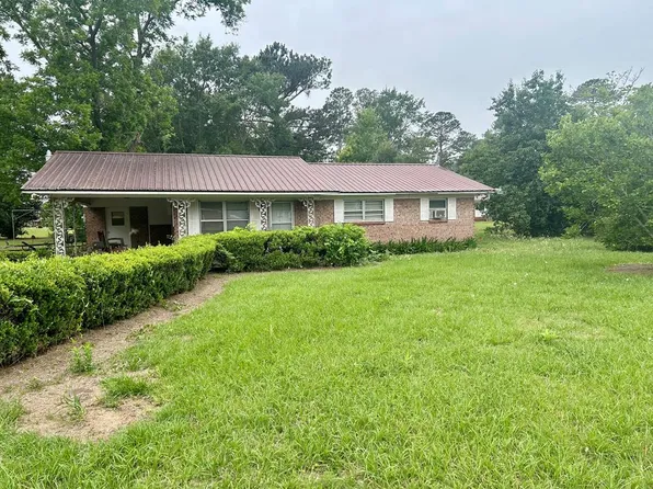 700 & 702 Gip Ave, Donalsonville, GA 39845