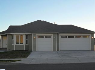 5323 W 32nd Ave, Kennewick, WA 99338