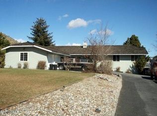 2216 2 Canyon Rd, Wenatchee, WA 98801