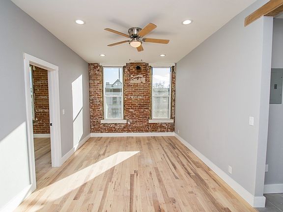 4th image of 1400 Lipan St #204