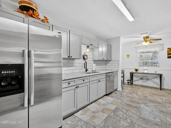 8654 SW 96TH Street #D, Ocala, FL 34481