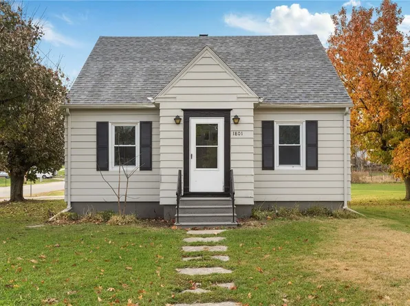 1801 Wilson Ave SW, Cedar Rapids, IA 52404