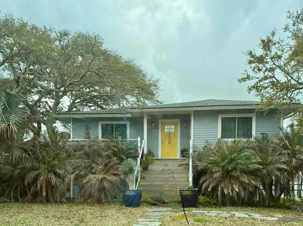 141 Lawn Ave, Saint Augustine, FL 32084
