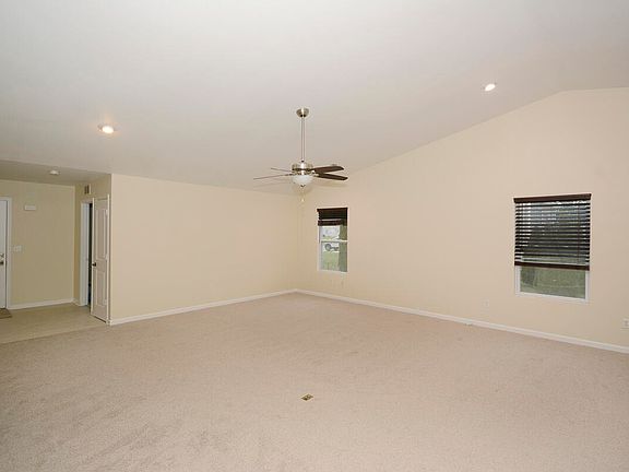 3rd image of 6719 Annandale Dr