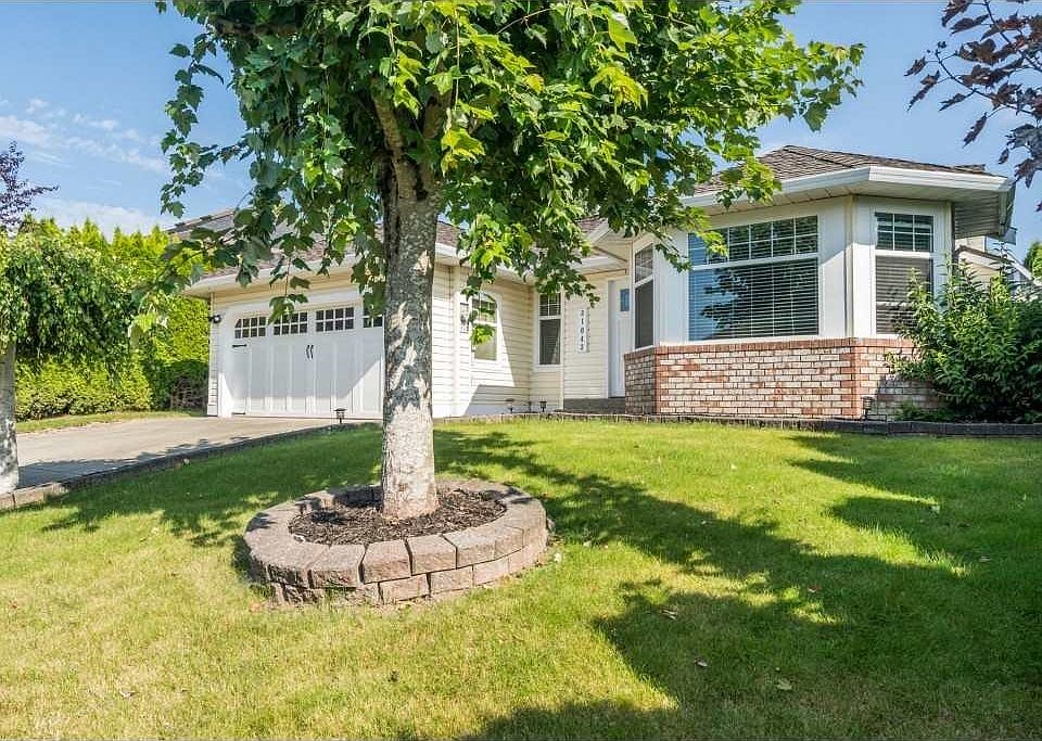 1st image of 31043 Upper Maclure Rd