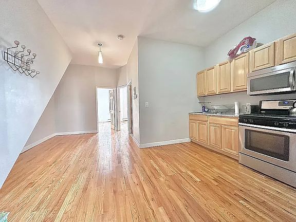 2nd image of 792 Dekalb Ave Floor 4