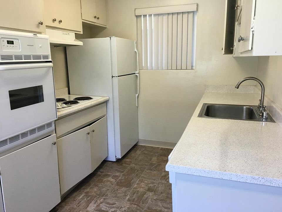 1st image of 465 Garwood Way APT C