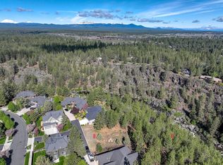19578 Hollygrape St, Bend, OR 97702