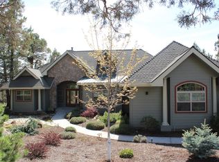 4519 Coopers Hawk Rd, Klamath Falls, OR 97601