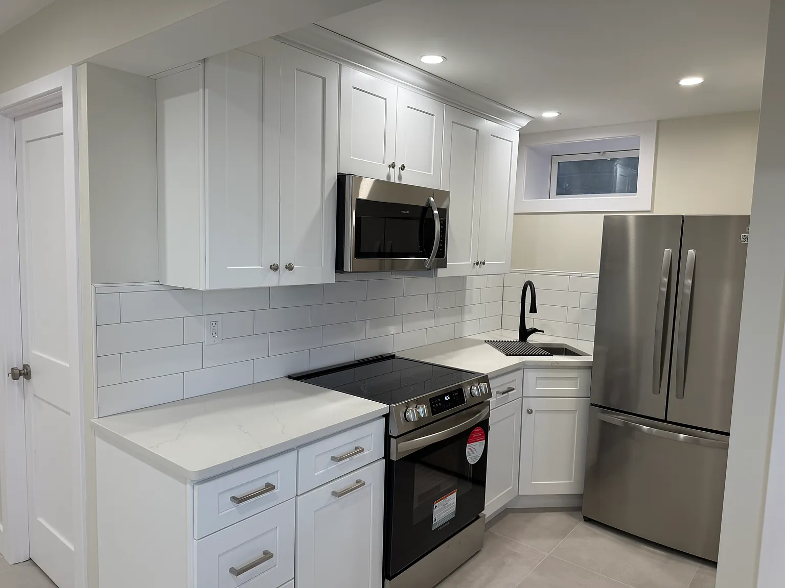 1 bed, 500 sqft, $1,800 — Photo 4