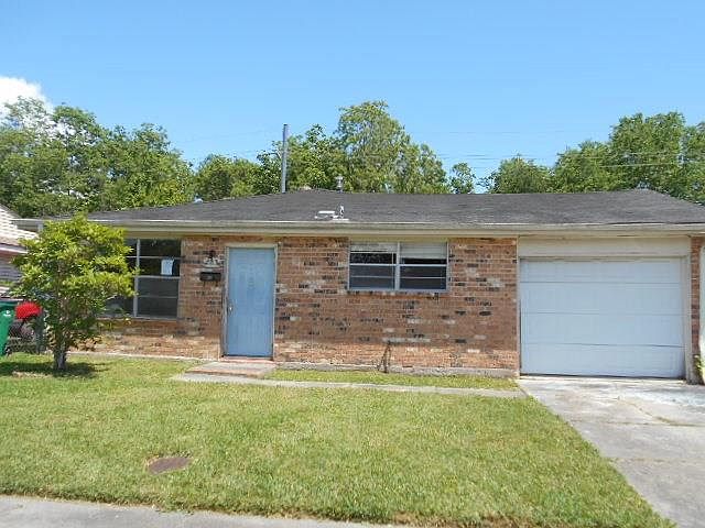 1st image of 565 Pat Dr
