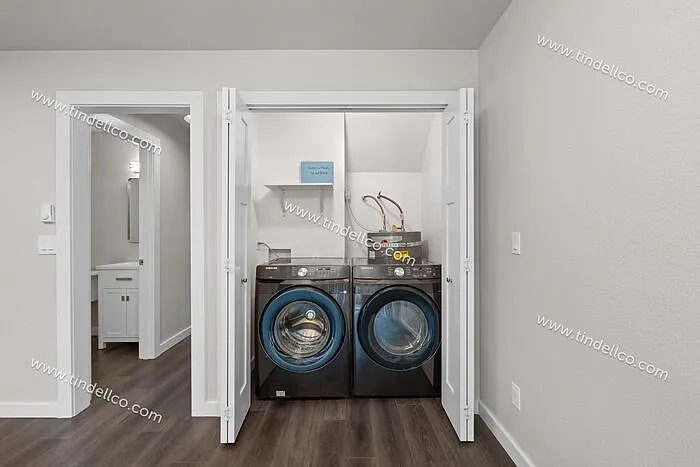 8019 SW 35th Ave #6 — Photo 10