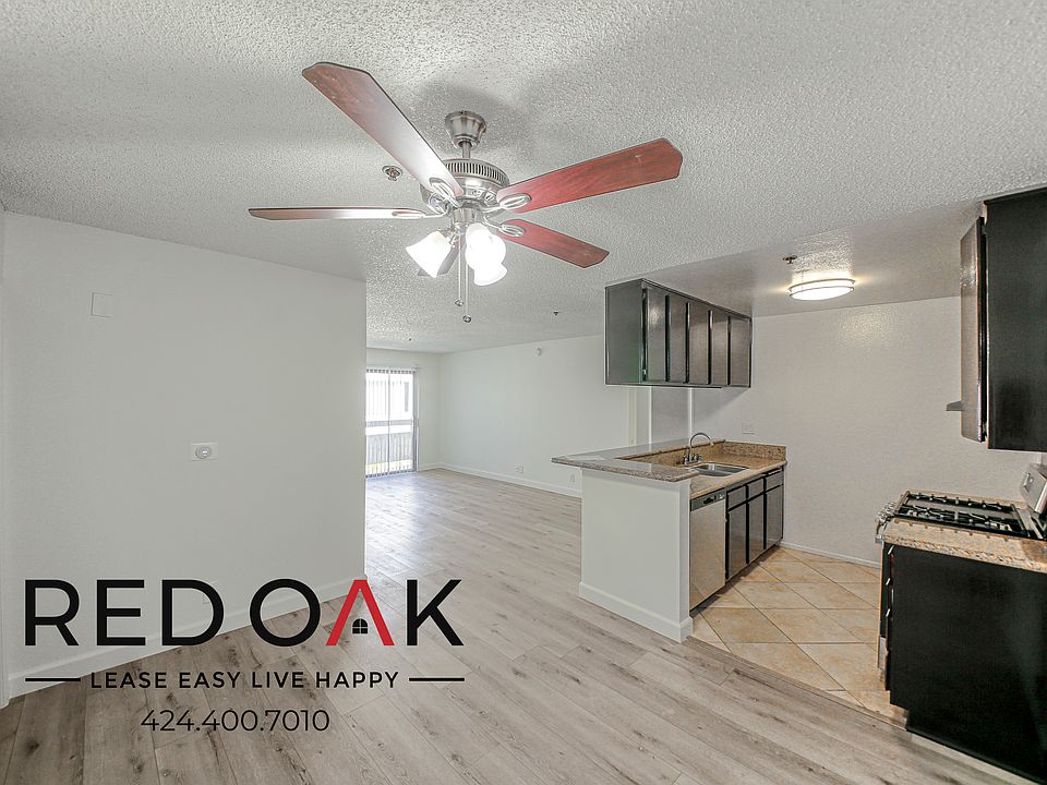 1st image of 15600 3/4 Vanowen St #225