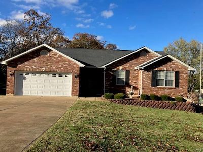 50 E Lakeview Dr, De Soto, MO, 63020