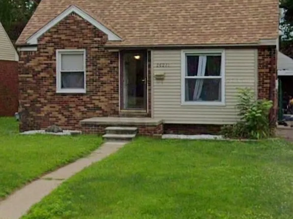 26271 W Hills Dr, Inkster, MI 48141