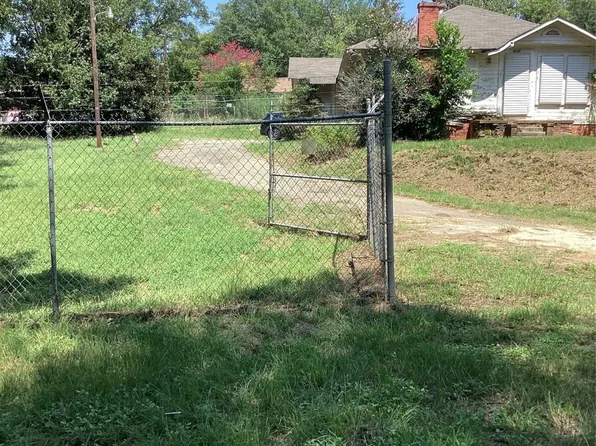 1801 Railroad St, Nacogdoches, TX 75961