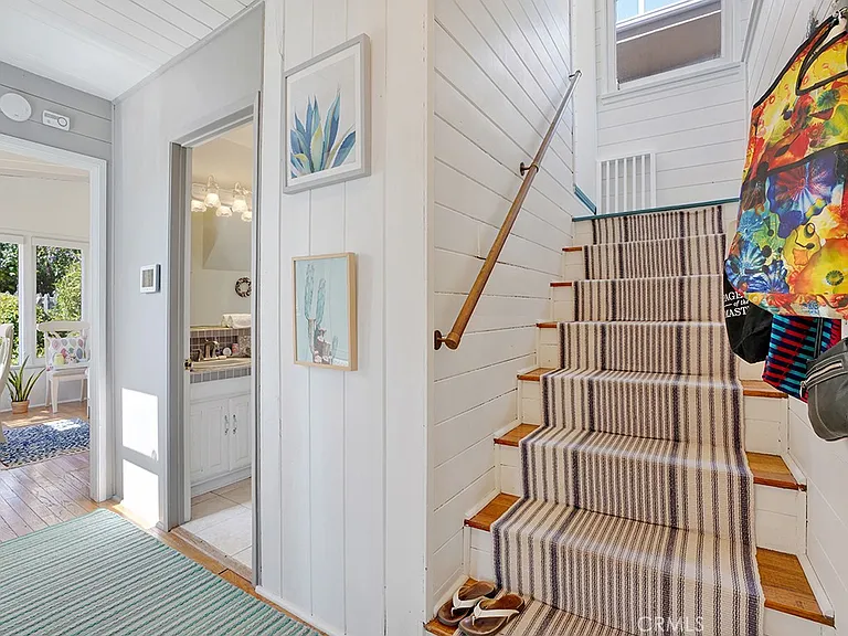 33841 Golden Lantern St — Photo 25