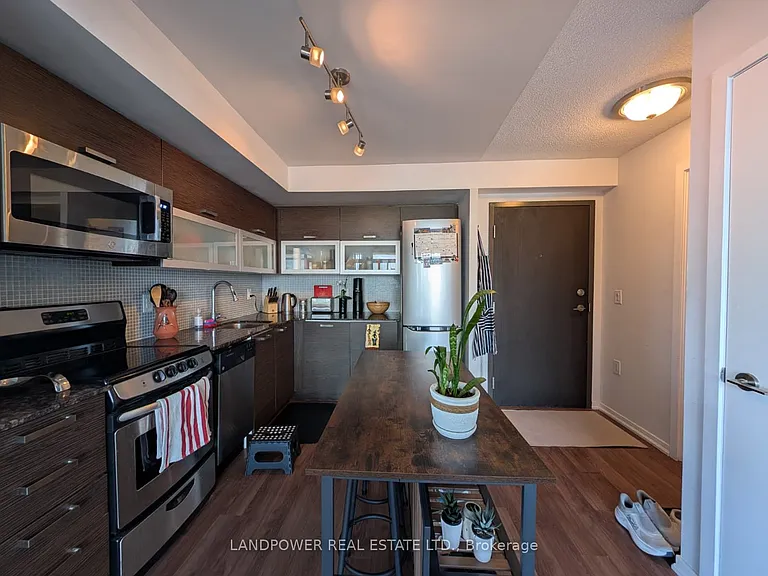 36 Lisgar St #1910E — Photo 3