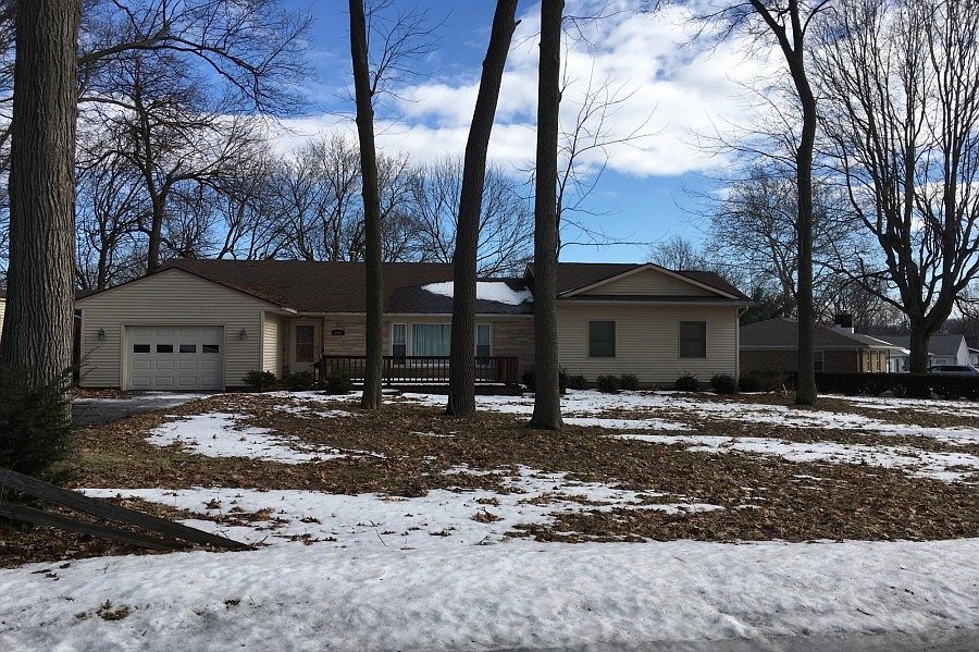 1st image of 6407 Maywood Cir