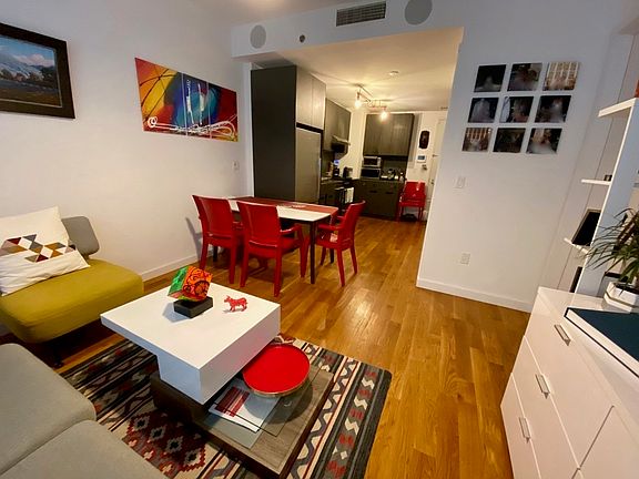 5th image of 54 Noll St APT 440
