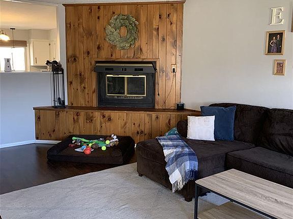 3rd image of 4217 Comanche Dr