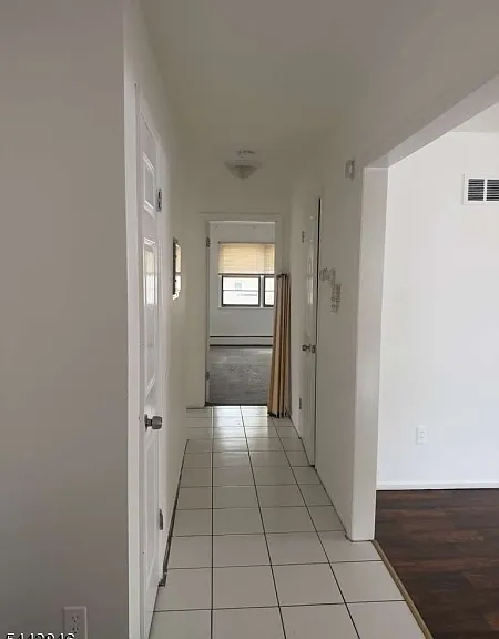 516 Jersey Ave — Photo 9