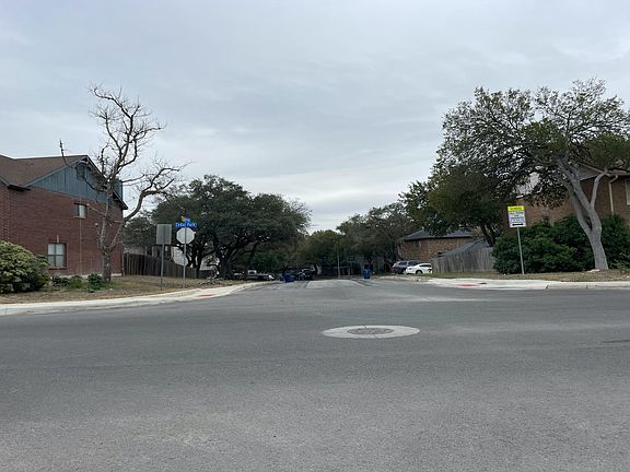 5th image of 7802 Aspen Park Dr