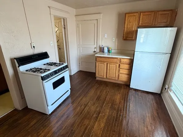 VLLC - 1501 University Avenue, Des Moines, IA, 50314, 1501 University Ave APT 4, Des Moines, IA 50314